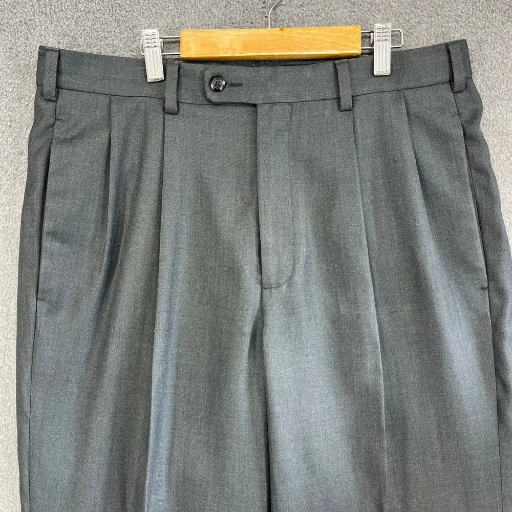 Perry Ellis Portfolio Men's Grey Pleated Dress Pants Size 33x30 Polyester Rayon‎